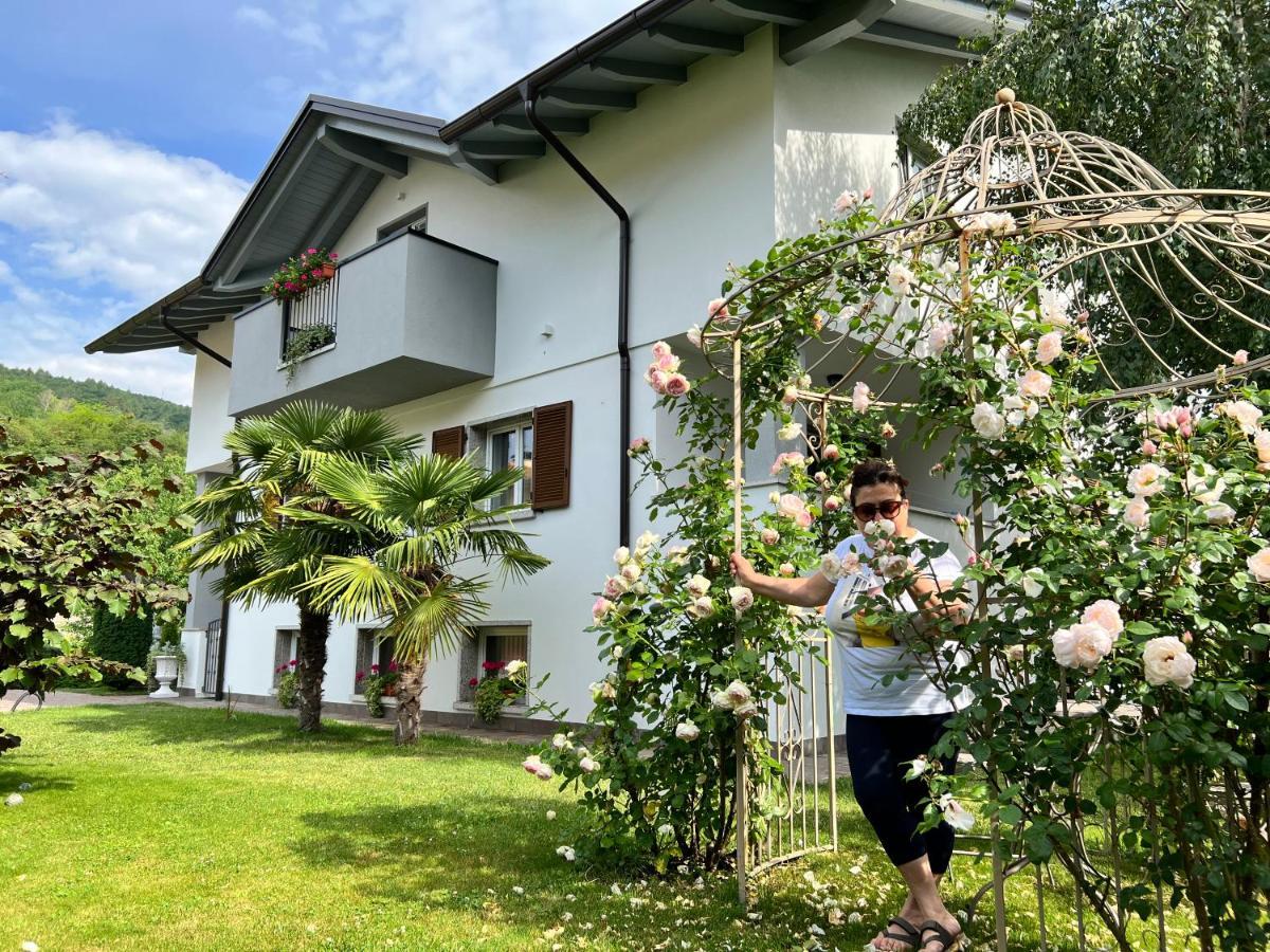 La Finestra Sul Giardino - B&B Cavedine Exterior photo